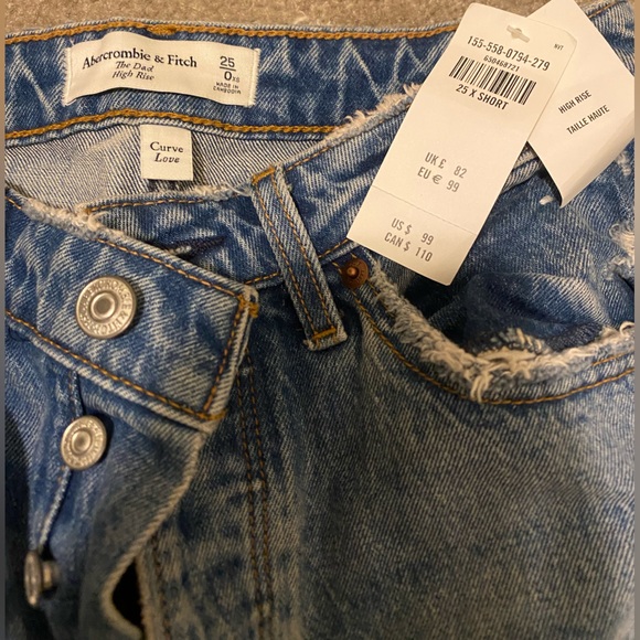 Abercrombie Curve Love High Rise Dad Jeans - Picture 2 of 4